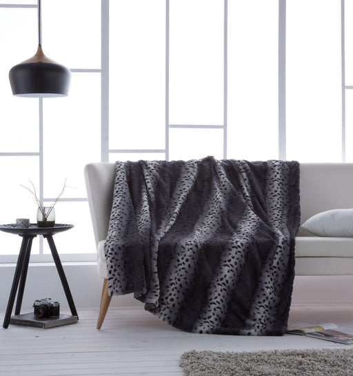  Manta gruesa de felpa para sofá cama, funda de sofá de color  sólido, protector de muebles, colcha ultra suave, estilo moderno, color  azul claro, 70.9 x 118.1 in : Hogar y Cocina
